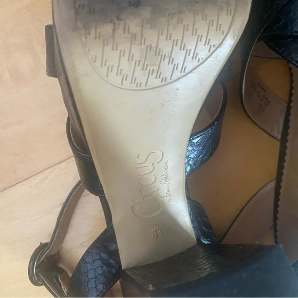 Gently used, Sam Edelman Circus platform heels - Picture 3 of 3
